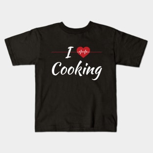 I Love Cooking Cute Red Heart Kids T-Shirt